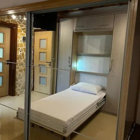 Syrioshouse